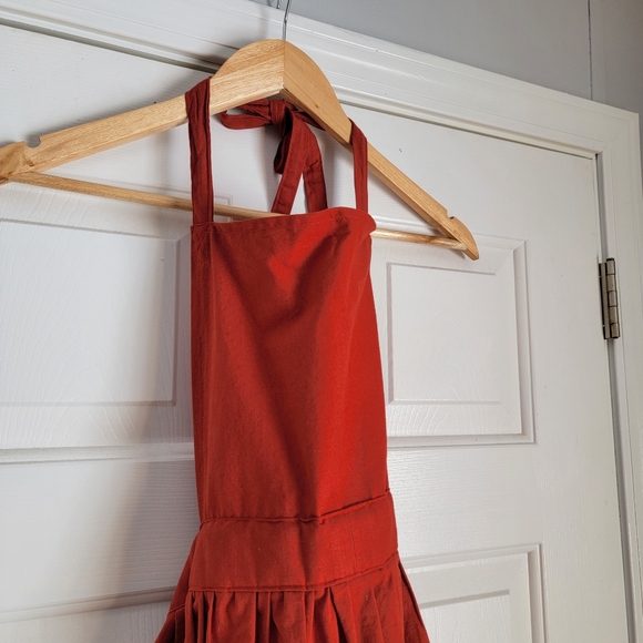 Red Cottagecore Apron With Ruffles - Picture 3 of 6